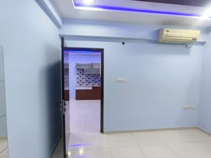 Furnished Amenities in 3 BHK Apartment at Raheja Vistas, Nacharam – for Rent
