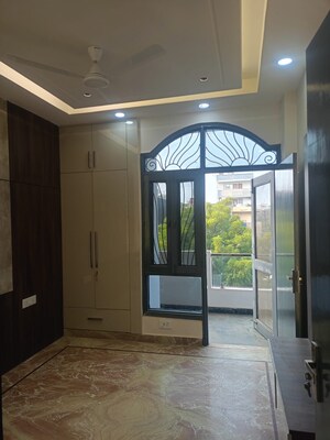 Building Lobby in 3 BHK Builder Floor at Indrapuram – for Sale