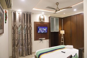 Bedroom in 3 BHK Apartment at Saket – for Rent