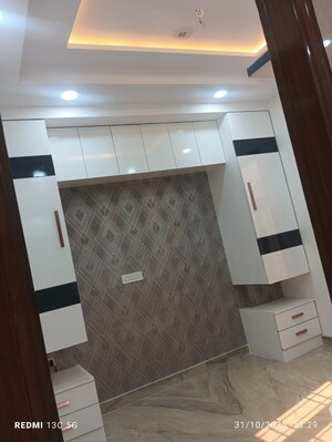 Master Bedroom in 3 BHK Builder Floor at Rohini Sector 25 – for Sale