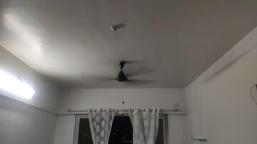 Furnished Amenities in 1 BHK Apartment at Everest World Solitare, Kolshet Road – for Rent