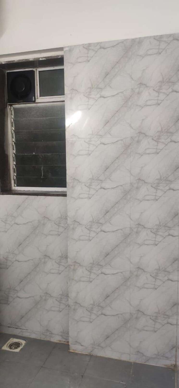 Room, everest-world-solitare 1 Bedroom 450 Sq.Ft. Apartment In Kolshet Road Thane 9376567