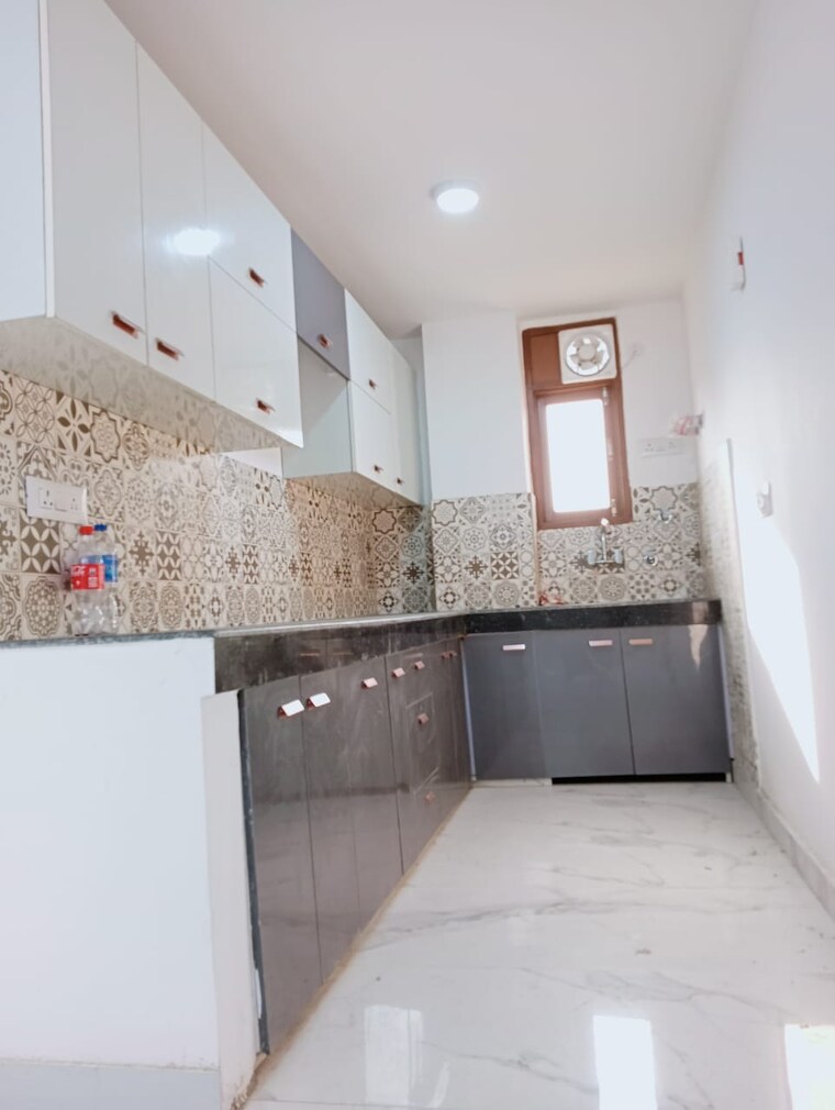 Kitchen, panchsheel vihar 3 Bedroom 1100 Sq.Ft. Apartment In Panchsheel Vihar Delhi 9376568