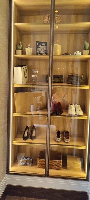 Furnished Amenities in 3 BHK Apartment at Piramal Mahalaxmi, Mahalaxmi – for Rent