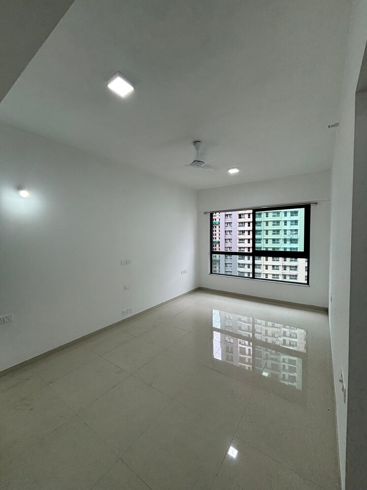 Room, kalpataru-immensa 2 Bedroom 637 Sq.Ft. Apartment In Kolshet Road Thane 9376601