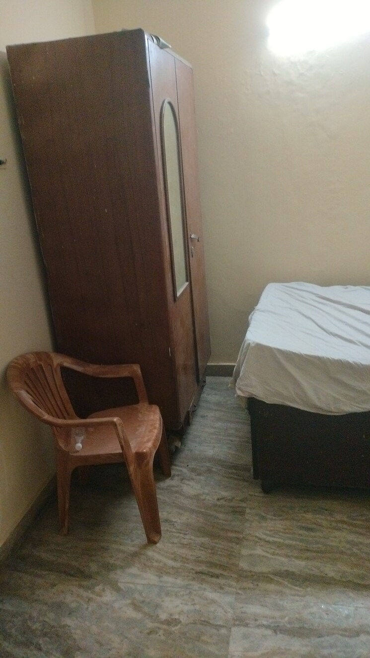 Living Room, saket 1 Bedroom 500 Sq.Ft. Builder Floor In Saket Delhi 9376604