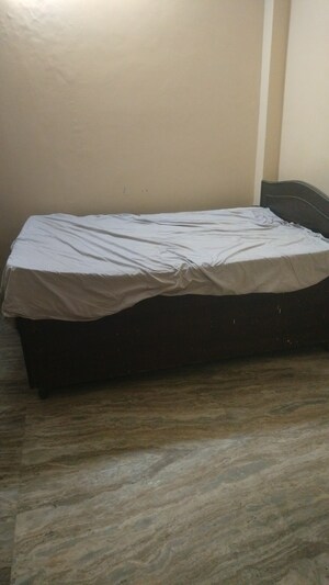 1 BHK Builder Floor For Rent in Saket