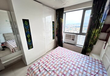 Bedroom in 2 BHK Apartment at Amanora Future Towers, Hadapsar – for Rent