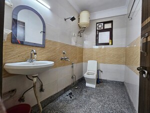 Bathroom in 1 BHK Builder Floor at Saket – for Rent