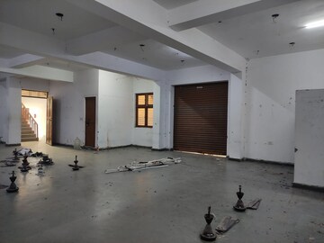 Room in  Warehouse at Site 4 Sahibabad – for Rent