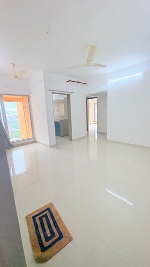 2 BHK Apartment For Rent in Field View, Malad East