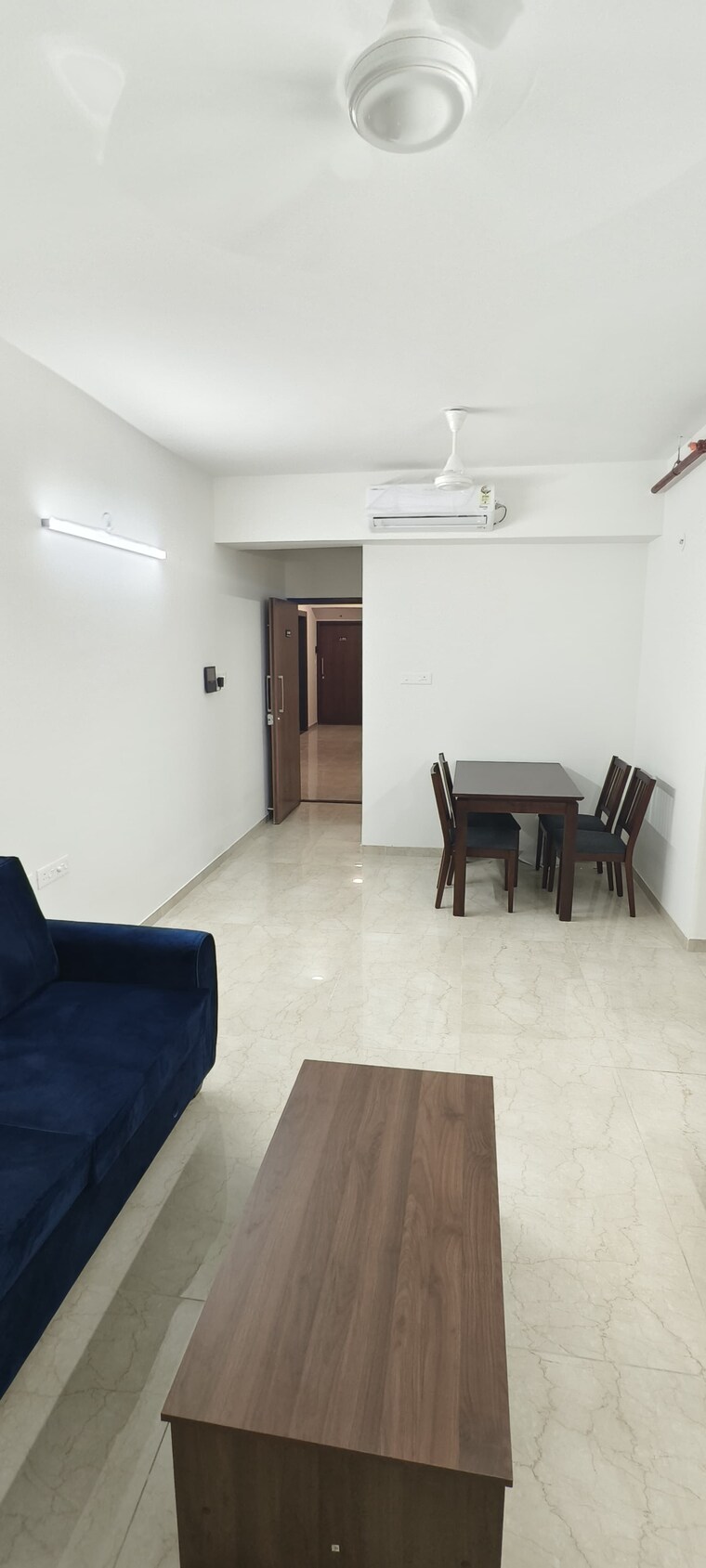 Living Room, shapoorji-pallonji-bkc-28 2 Bedroom 712 Sq.Ft. Apartment In Bandra East Mumbai 9376743