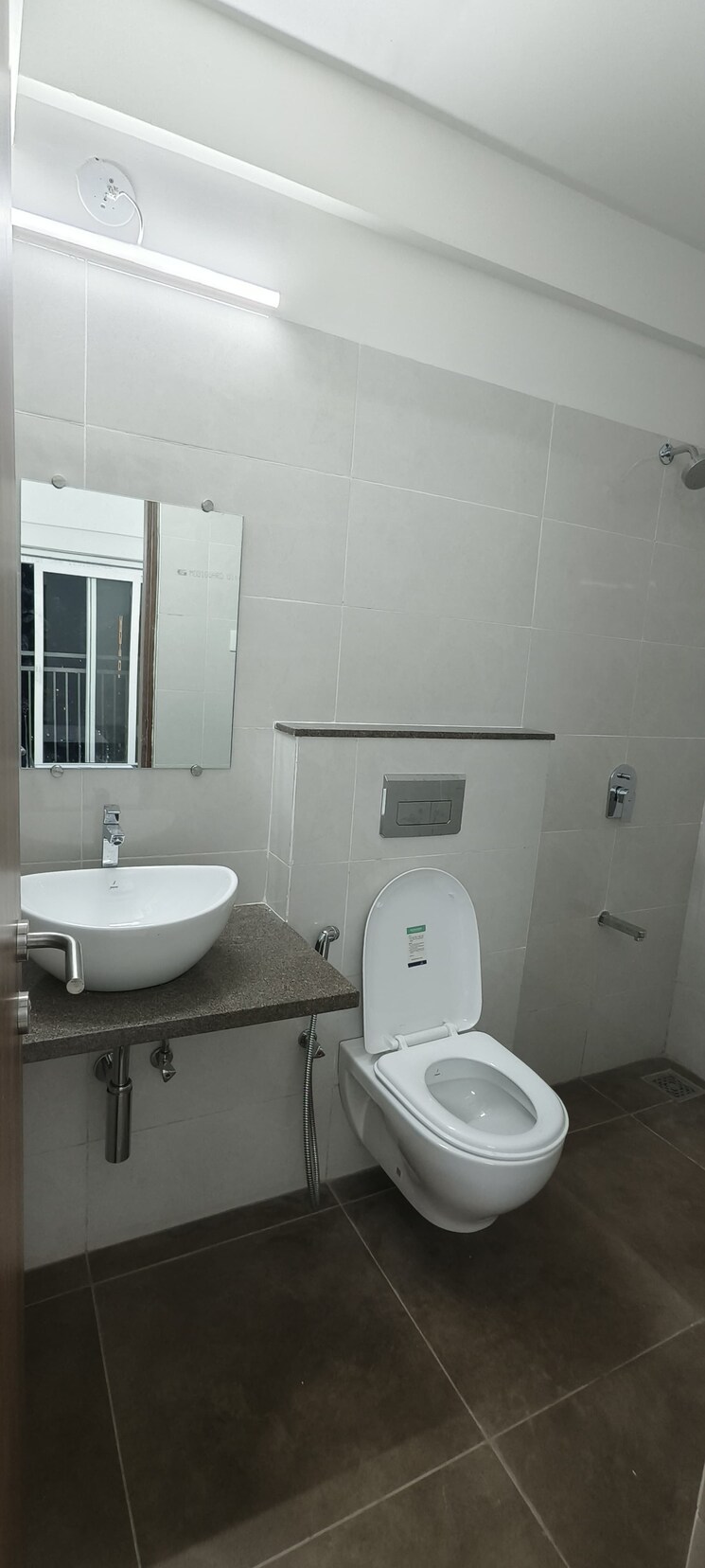 Bathroom, shapoorji-pallonji-bkc-28 2 Bedroom 712 Sq.Ft. Apartment In Bandra East Mumbai 9376743
