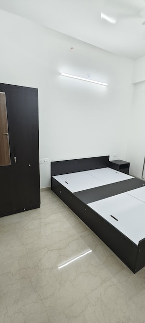 Bedroom in 2 BHK Apartment at Shapoorji Pallonji BKC 28, Bandra East – for Rent