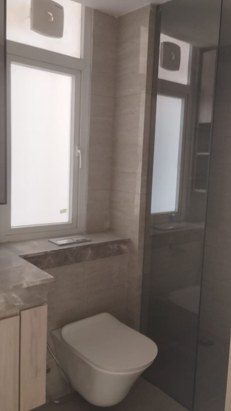 Bathroom, dlf-gardencity-enclave 3 Bedroom 2000 Sq.Ft. Builder Floor In Sector 93 Gurgaon 9376742