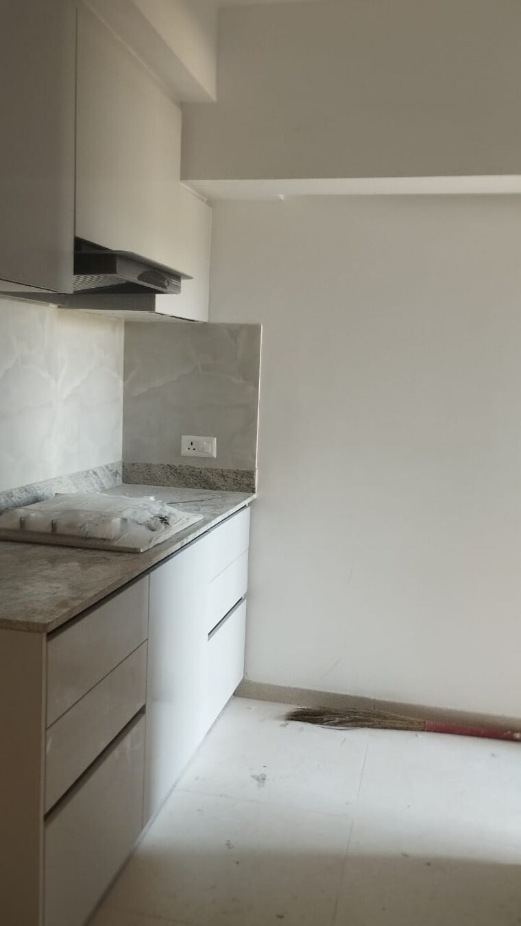 Bathroom, dlf-gardencity-enclave 3 Bedroom 2000 Sq.Ft. Builder Floor In Sector 93 Gurgaon 9376757