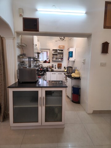 Kitchen in 5 BHK Villa at Sheikh Sarai – for Rent