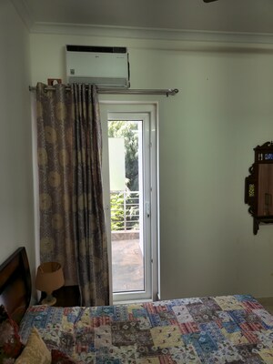 Living Room in 5 BHK Villa at Sheikh Sarai – for Rent