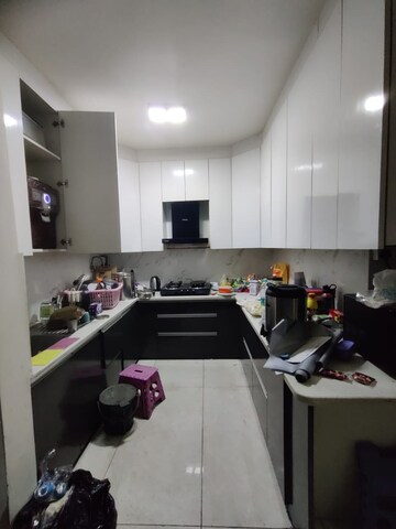 Team Area in 2.5 BHK Villa at RWA Apartments Sector 29, Sector 29 – for Rent