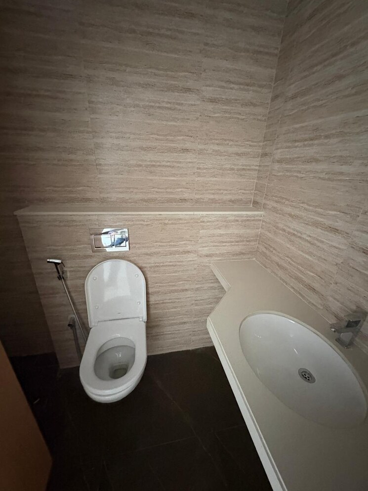 Bathroom, lodha-codename-premier 2.5 Bedroom 759 Sq.Ft. Apartment In Dombivli East Thane 9376837