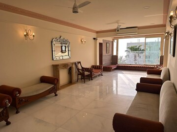 4 BHK Apartment For Rent in Lodha Seaview, Malabar Hill