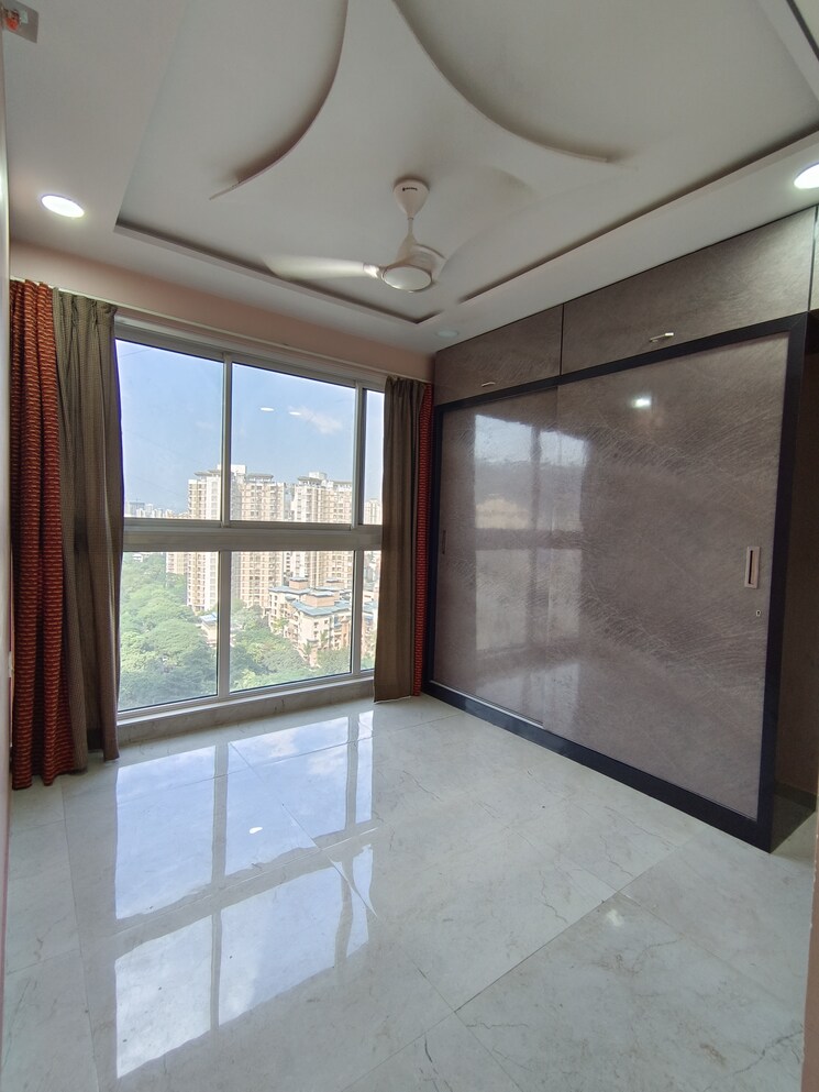Room, tata-serein 1 Bedroom 446 Sq.Ft. Apartment In Pokhran Road No Two Thane 9376843