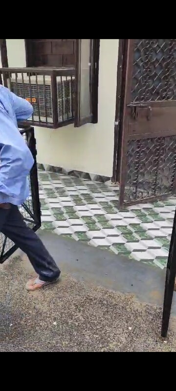 Bedroom in 1 RK Villa at Sector 37 – for Rent