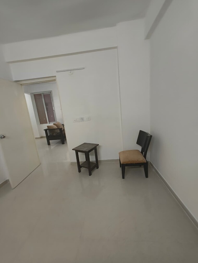 Team Area, shree-vardhman-green-court 2 Bedroom 626 Sq.Ft. Apartment In Sector 90 Gurgaon 9376914