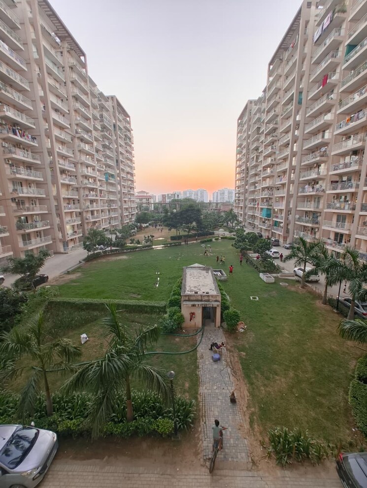 Exterior View, shree-vardhman-green-court 2 Bedroom 626 Sq.Ft. Apartment In Sector 90 Gurgaon 9376914