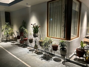 1.5 BHK Villa For Rent in RWA Apartments, Sector 31