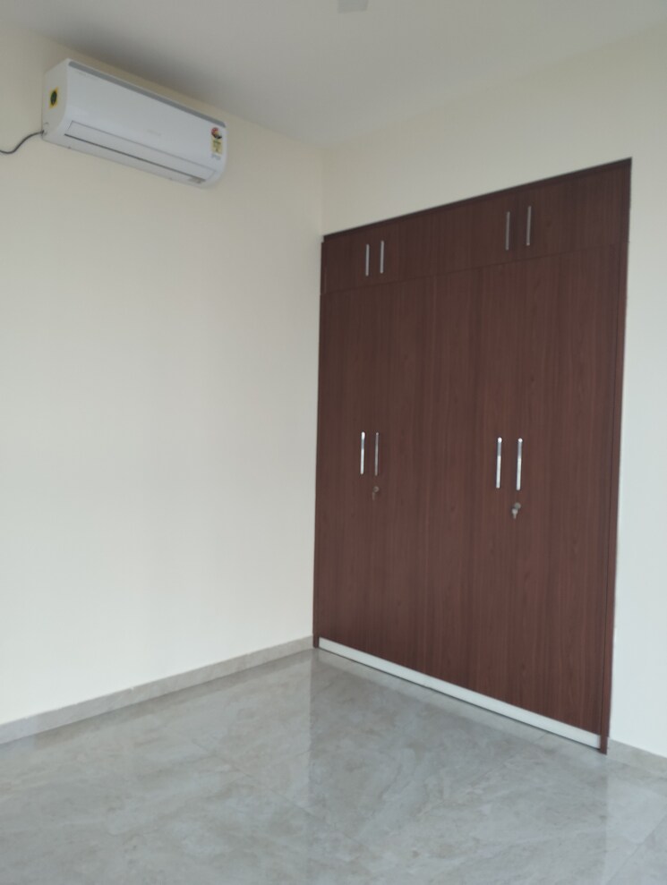 Room, tata-serein 3 Bedroom 970 Sq.Ft. Apartment In Pokhran Road No Two Thane 9376958