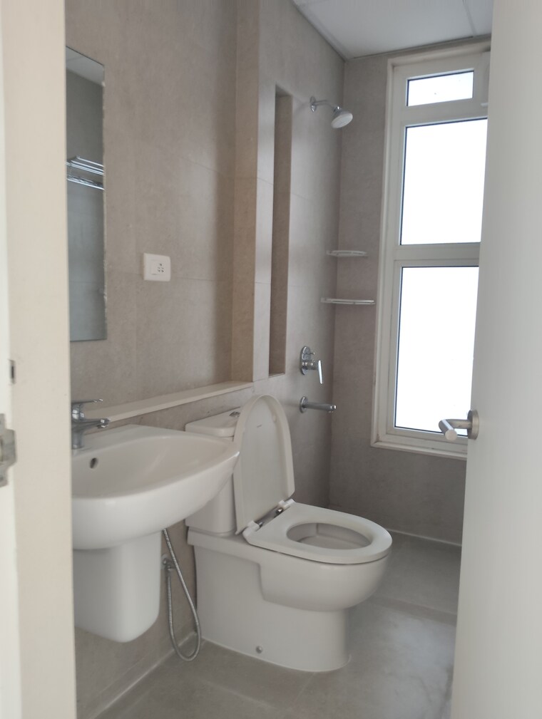 Bathroom, tata-serein 3 Bedroom 970 Sq.Ft. Apartment In Pokhran Road No Two Thane 9376958