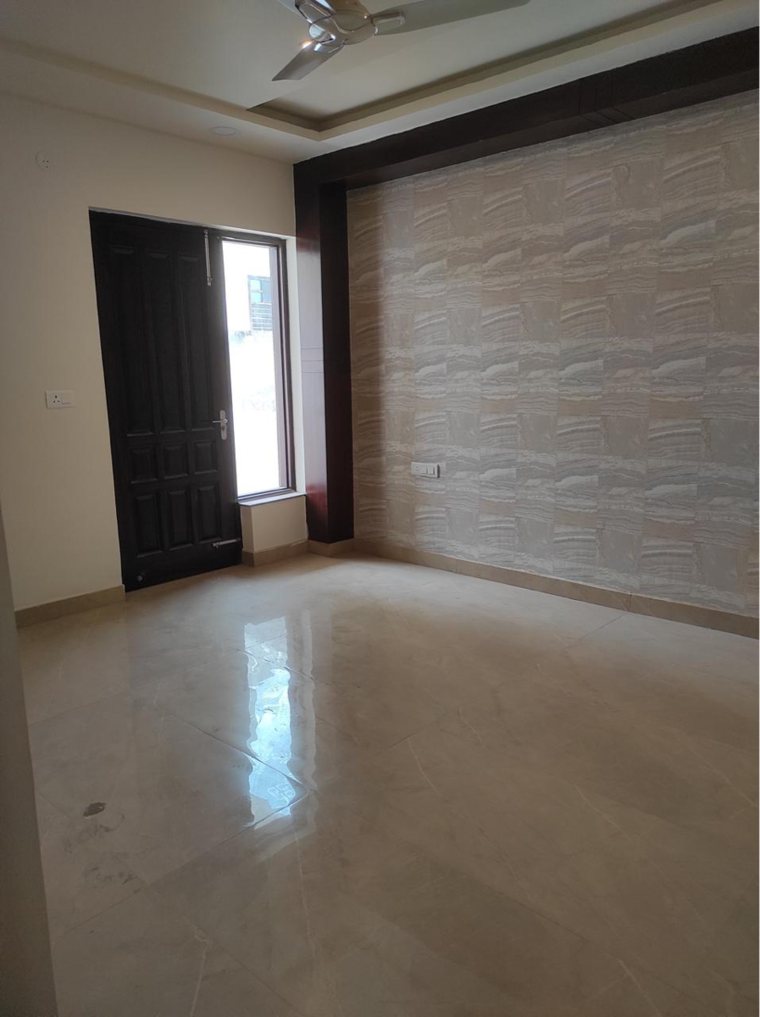 Room, sector 16 3 Bedroom 2200 Sq.Ft. Builder Floor In Sector 16 Faridabad 9376949