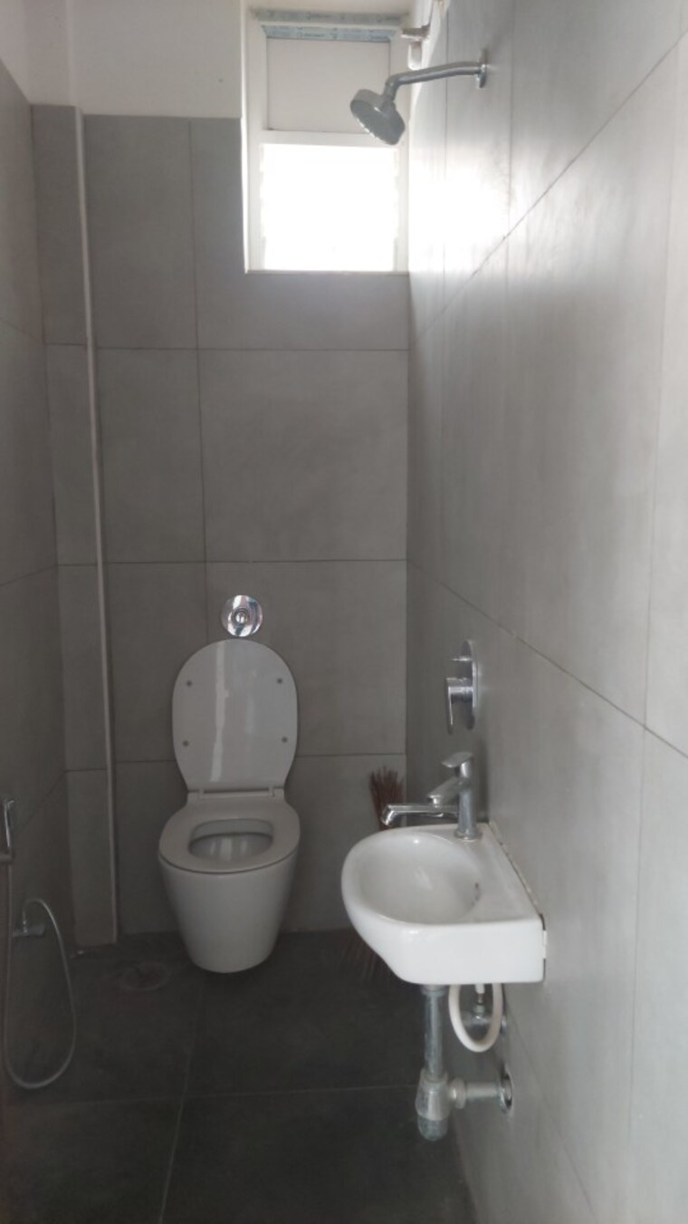 Bathroom, srinidhi-hill-park 3 Bedroom 1989 Sq.Ft. Villa In Bachupally Hyderabad 9377018