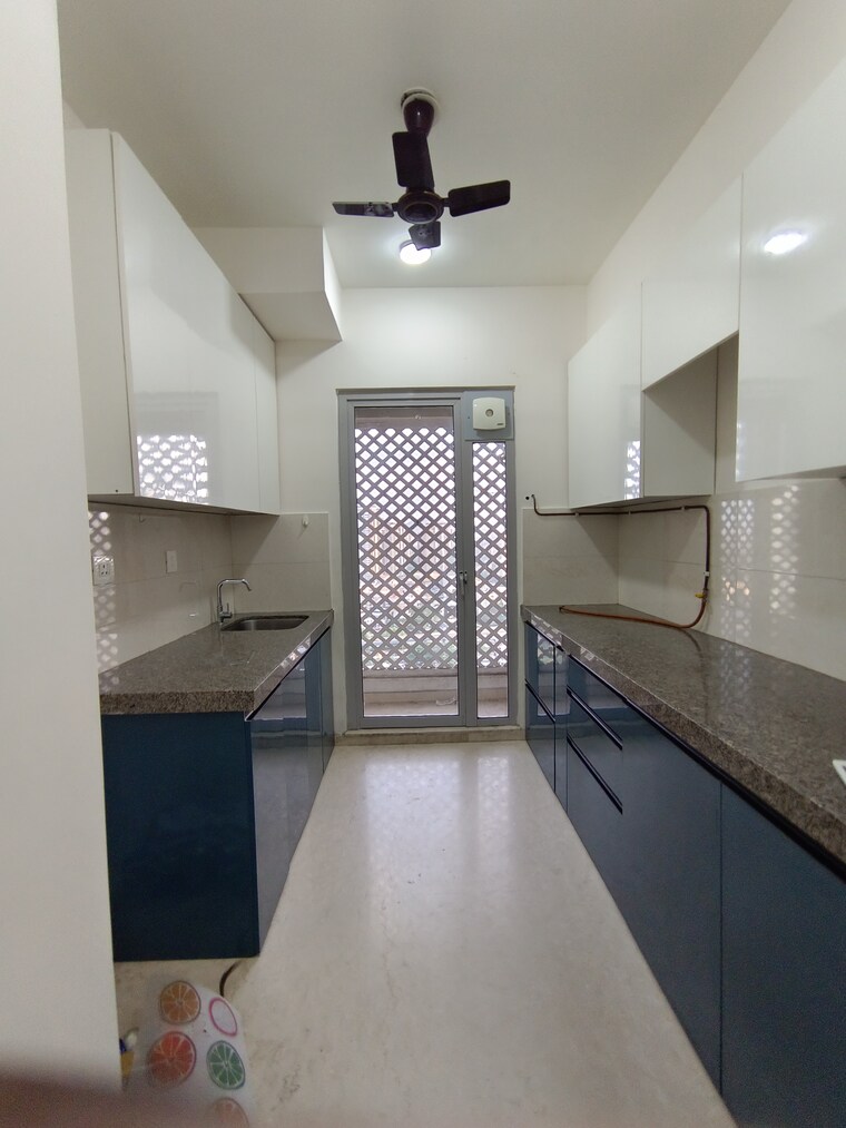 Kitchen, piramal-vaikunth 2 Bedroom 811 Sq.Ft. Apartment In Balkum Pada Thane 9377000