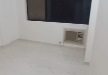 Room in 2 BHK Apartment at Goregaon East – for Rent