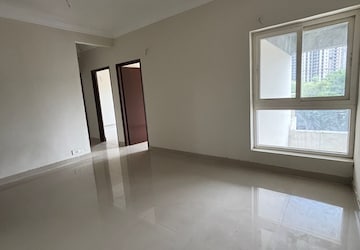 Room in 2.5 BHK Apartment at Himalaya Pride, Tech Zone 4 Greater Noida – for Sale