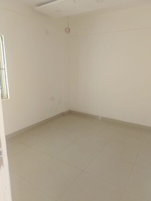 Room in 2 BHK Apartment at Yarandahalli – for Sale