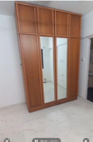 Room in 2 BHK Apartment at Goregaon East – for Rent