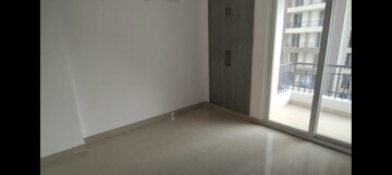 Room in 3 BHK Apartment at Amrapali Terrace Homes, Tech Zone 4 Greater Noida – for Rent