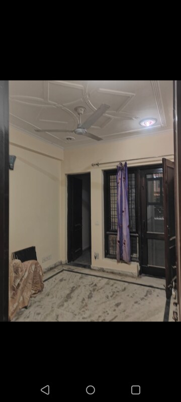 Building Lobby in 2.5 BHK Villa at Sector 47 – for Rent
