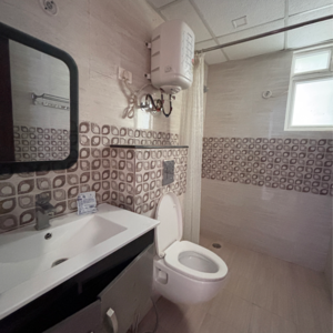 Bathroom in 3.5 BHK Apartment at MI Rustle Court, Malesemau – for Rent