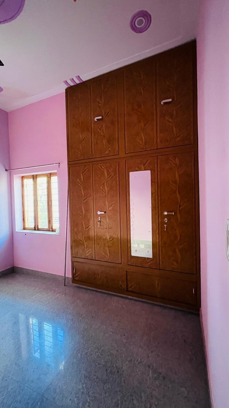 Room, nehrugram 2 Bedroom 1000 Sq.Ft. Independent House In Nehrugram Dehradun 9377061