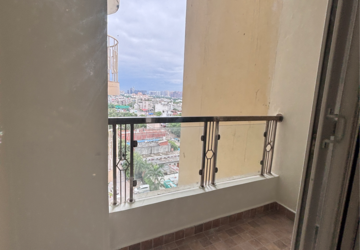 Room in 3.5 BHK Apartment at MI Rustle Court, Malesemau – for Rent