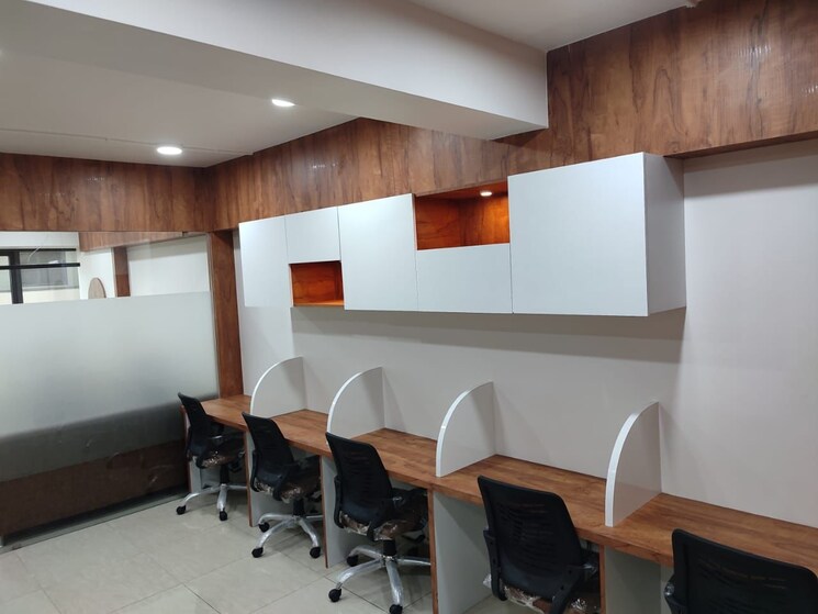 Team Area, shilaj Commercial Office Space 845 Sq.Ft. In Shilaj Ahmedabad 9377053