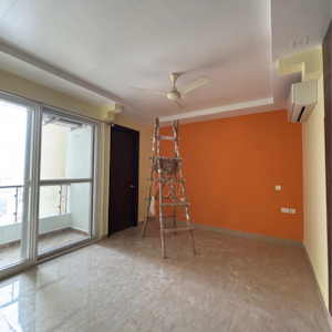 Room in 3.5 BHK Apartment at MI Rustle Court, Malesemau – for Rent