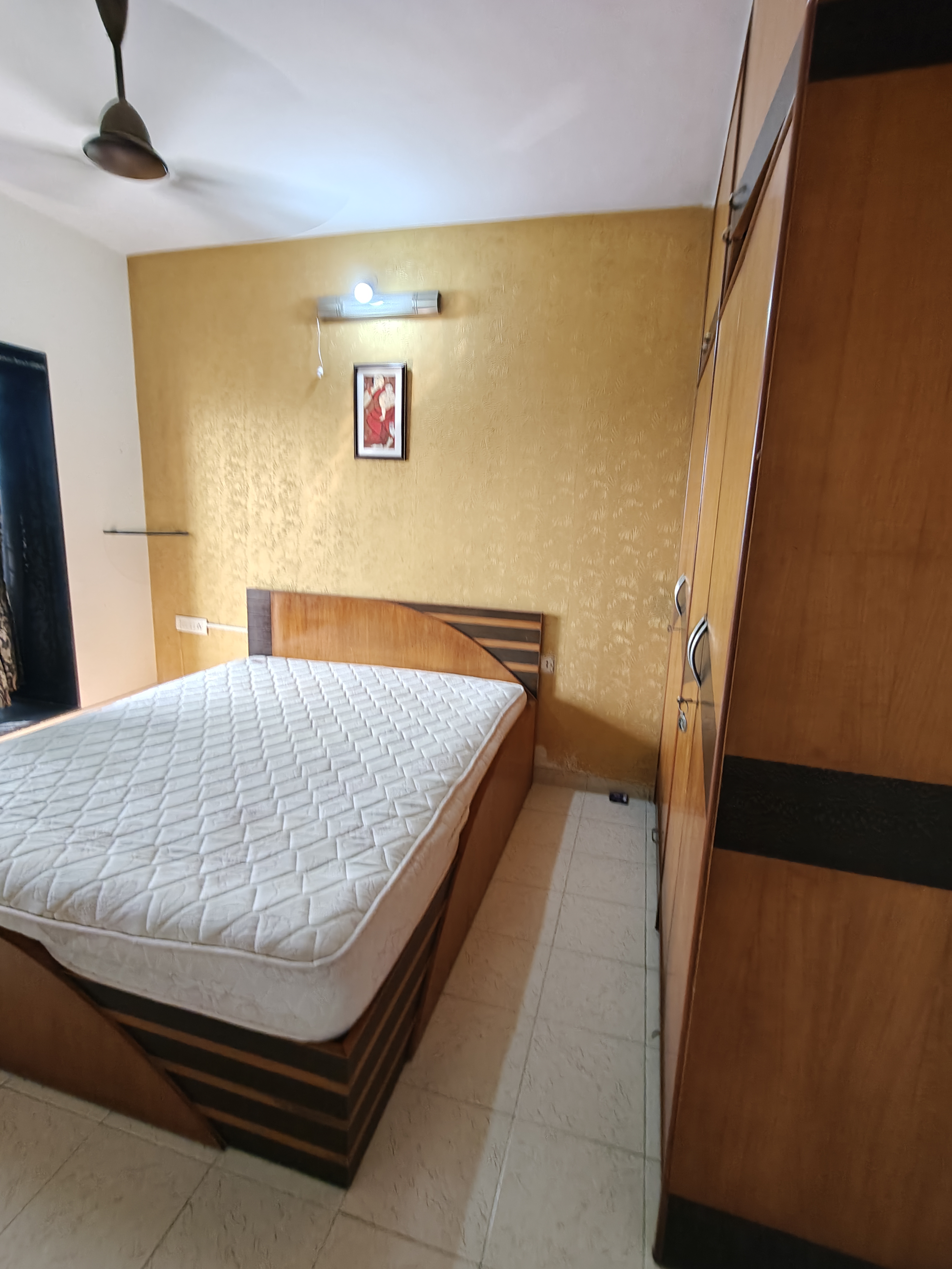 2 BHK Apartment For Rent in Neighborhood 