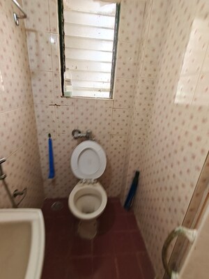 Bathroom in 2 BHK Apartment at Kandivali East – for Rent