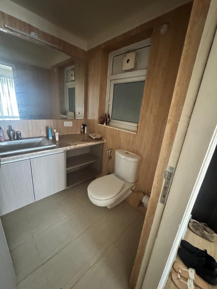 Attached Bathroom, dlf-the-skycourt 3 Bedroom 1931 Sq.Ft. Apartment In Sector 86 Gurgaon 9377156