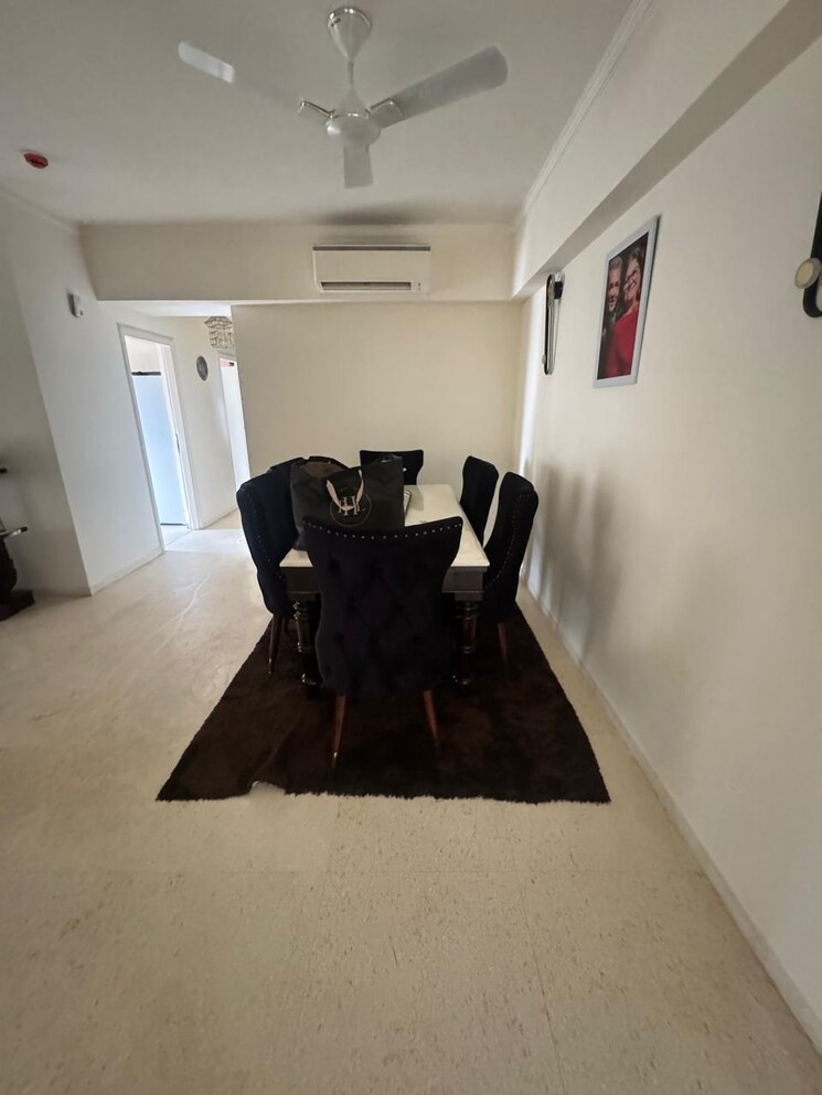 Living Room, dlf-the-skycourt 3 Bedroom 1931 Sq.Ft. Apartment In Sector 86 Gurgaon 9377156